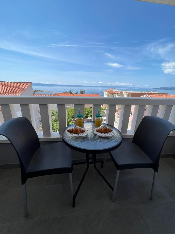 Apartments Villa Nova With Pool Makarska Exterior foto
